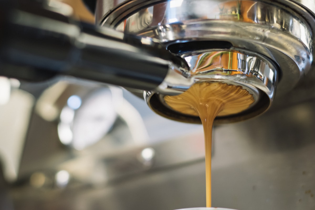 Meilleure machine à café à grain compacte : le comparatif 2026